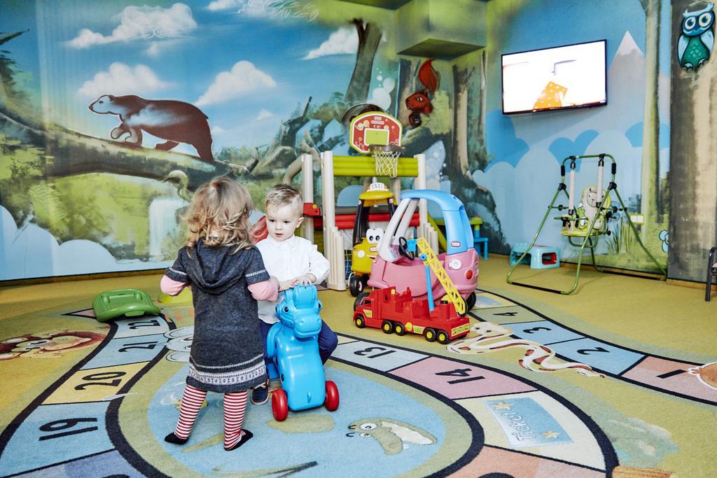 Borowy Dwor- Biznes, Spa & Fun Szaflary Kültér fotó